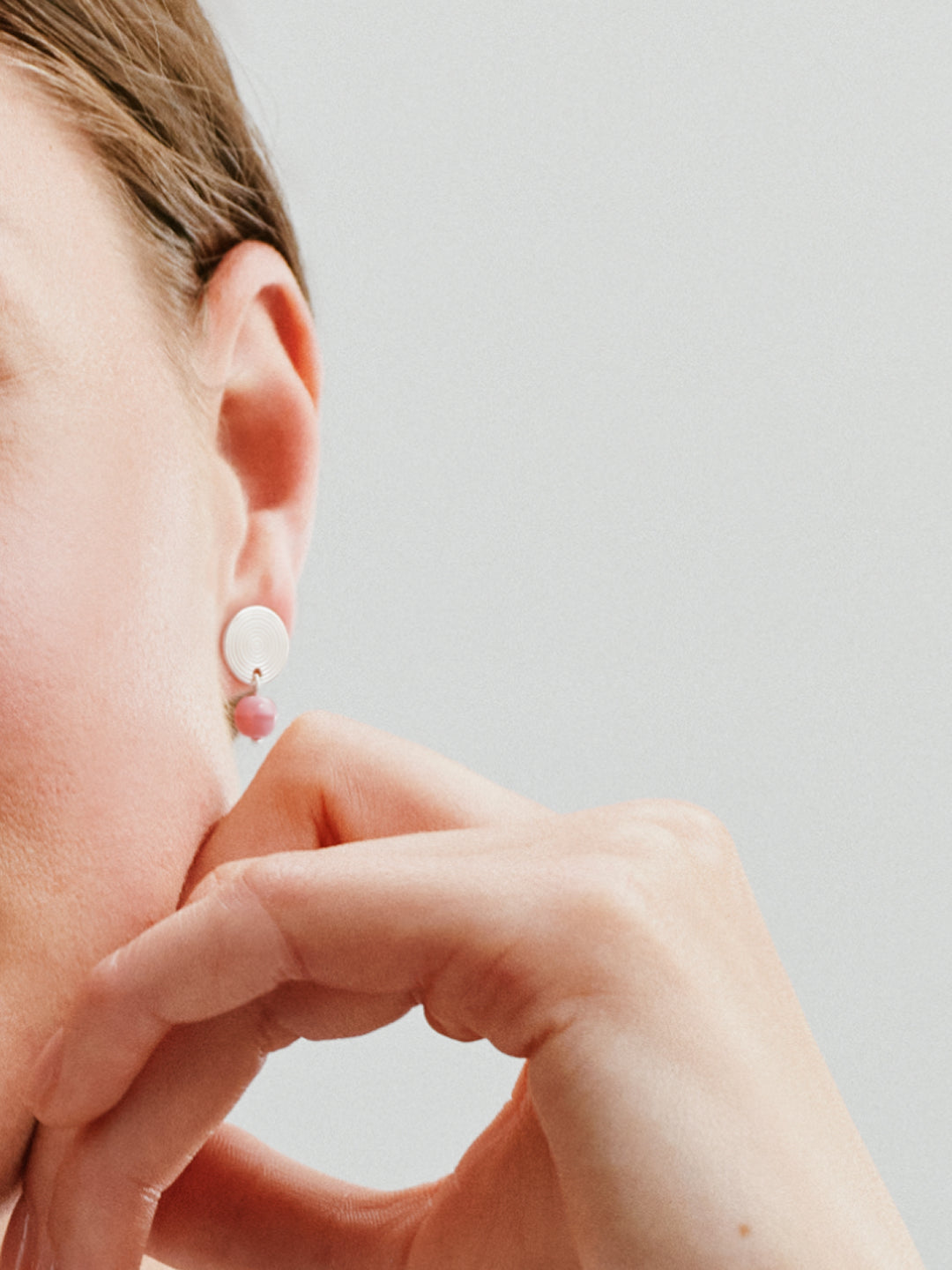Pink Ribbon 2026 Kosmos Set with Stud Earrings