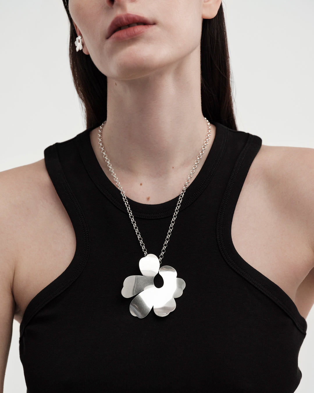 Kalevala x Marimekko Unikko-riipus iso hopea
