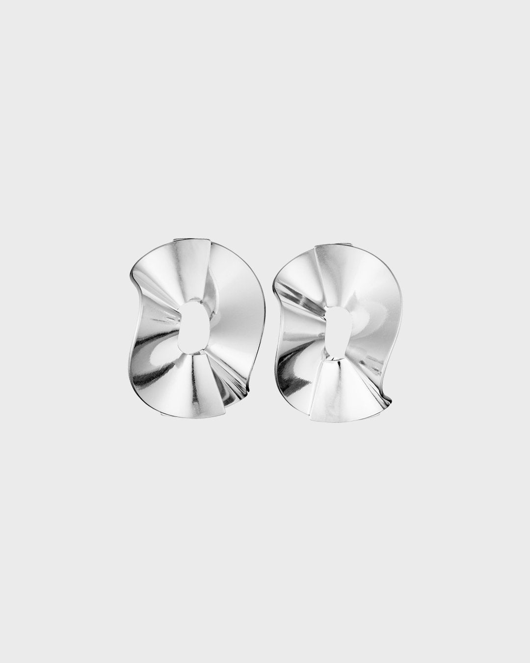 Vetovoima single earring round silver right