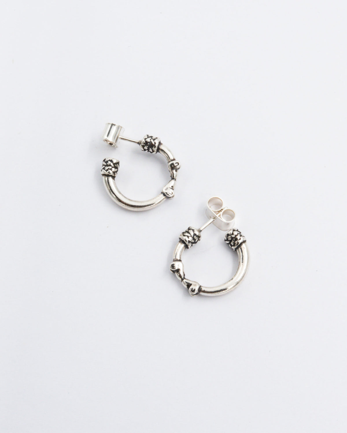Held Hirvenpää stud earrings silver