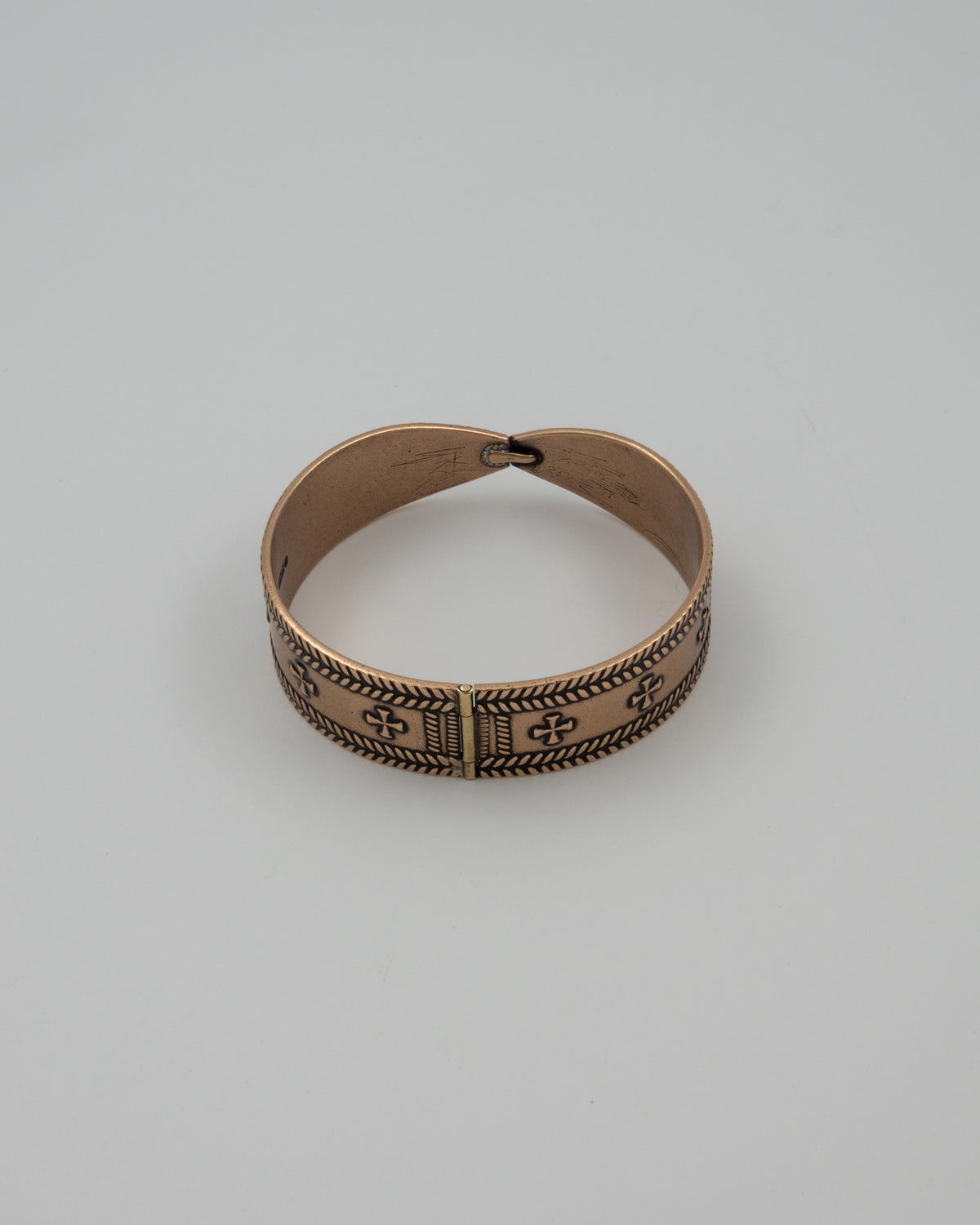 Kept Mary's bracelet bronze