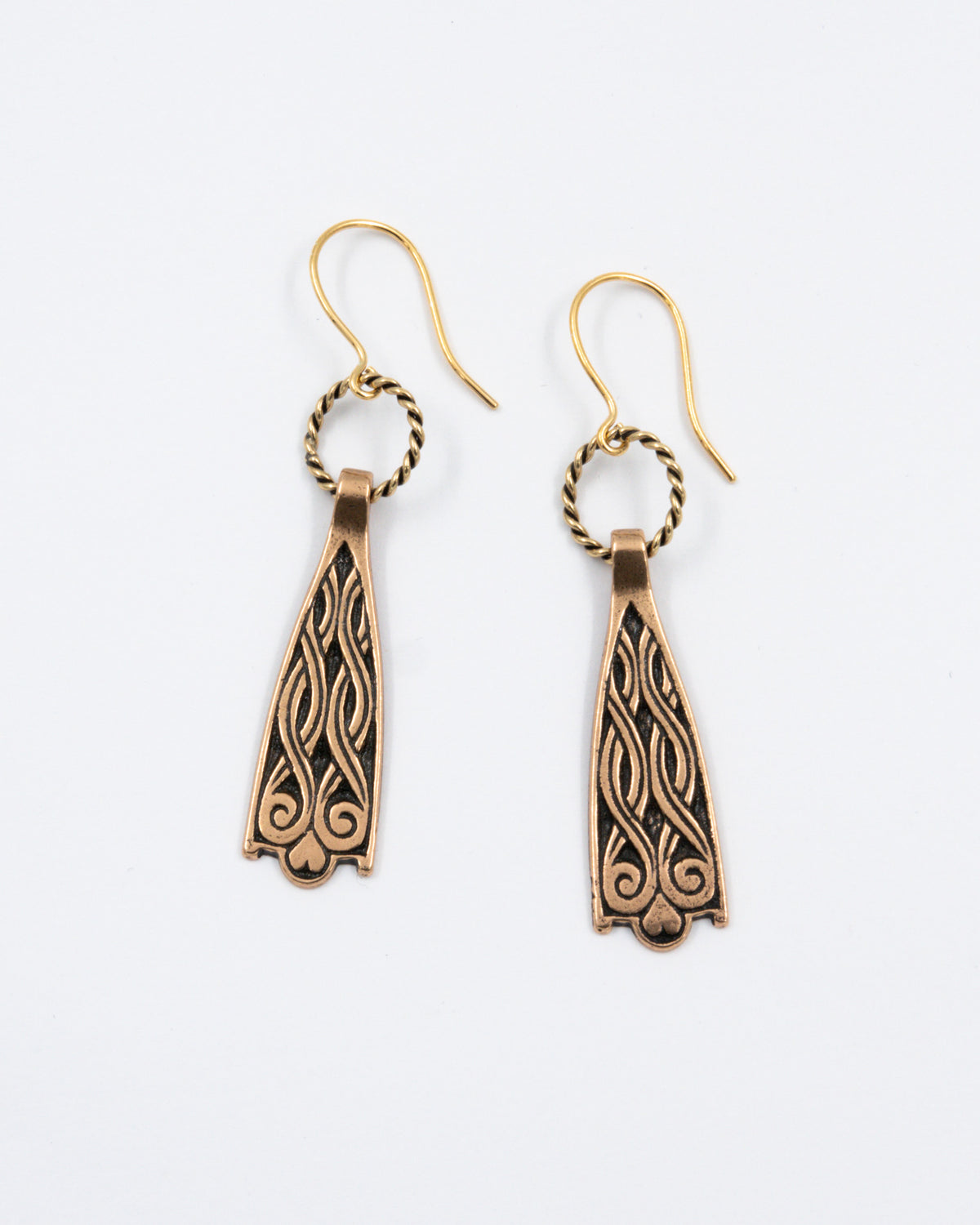 Preloved Kaukola earrings bronze