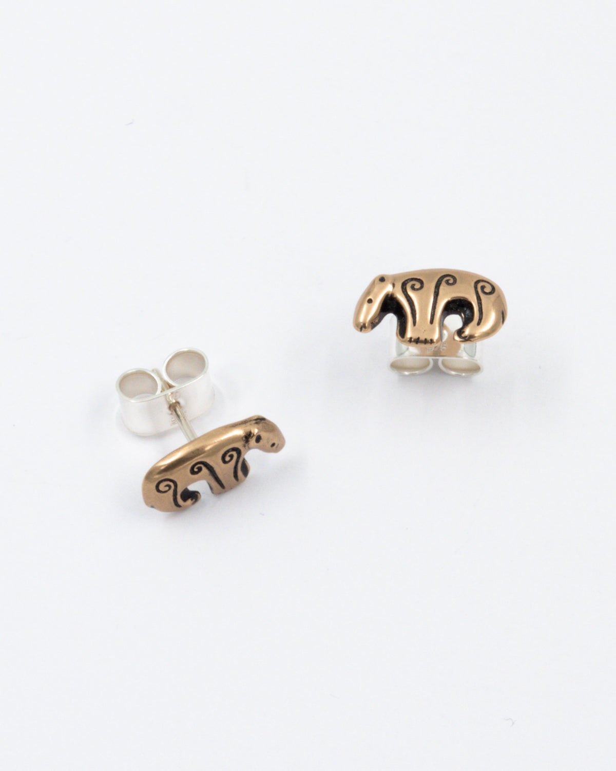 Preloved Kalevankarhu stud earrings bronze