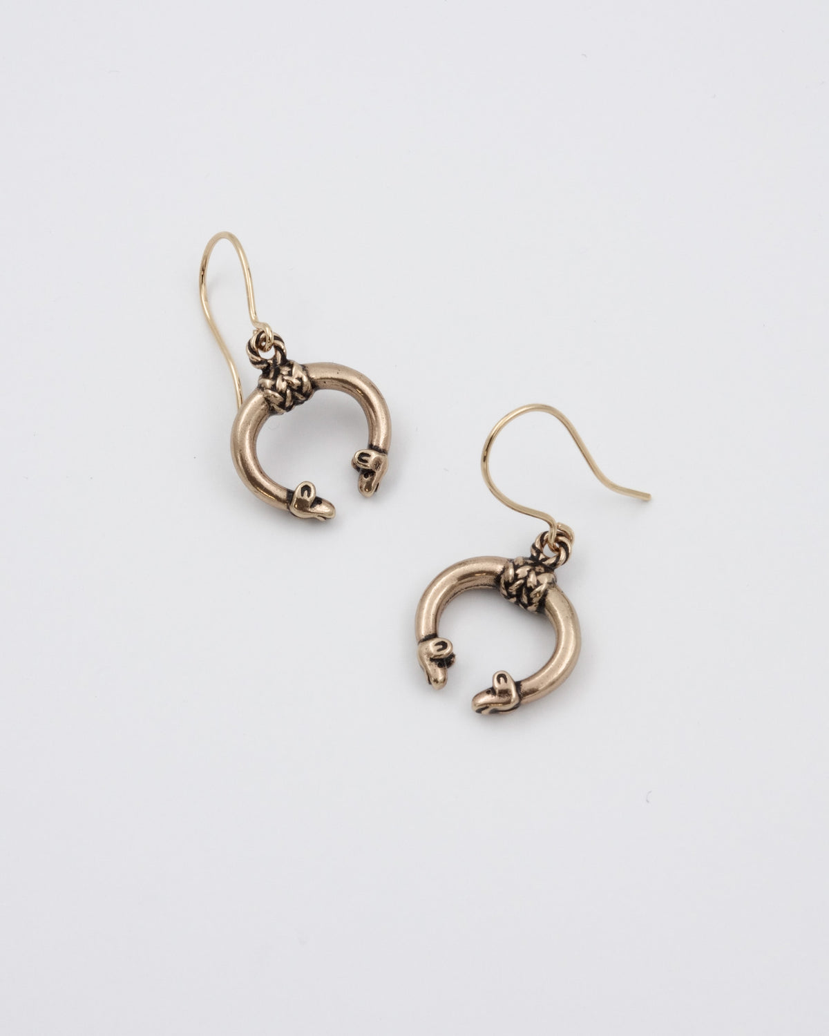 Kept Hirvenpää earrings K bronze