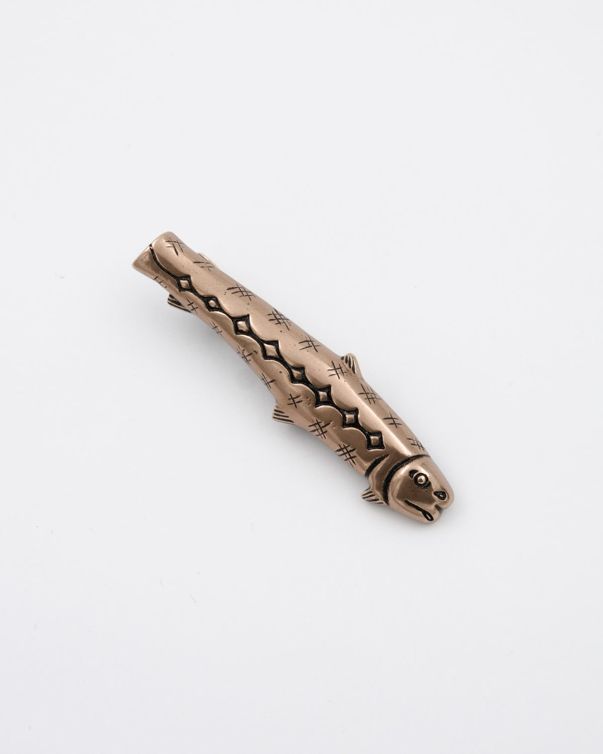 Kept Suomuhauki tie pin bronze
