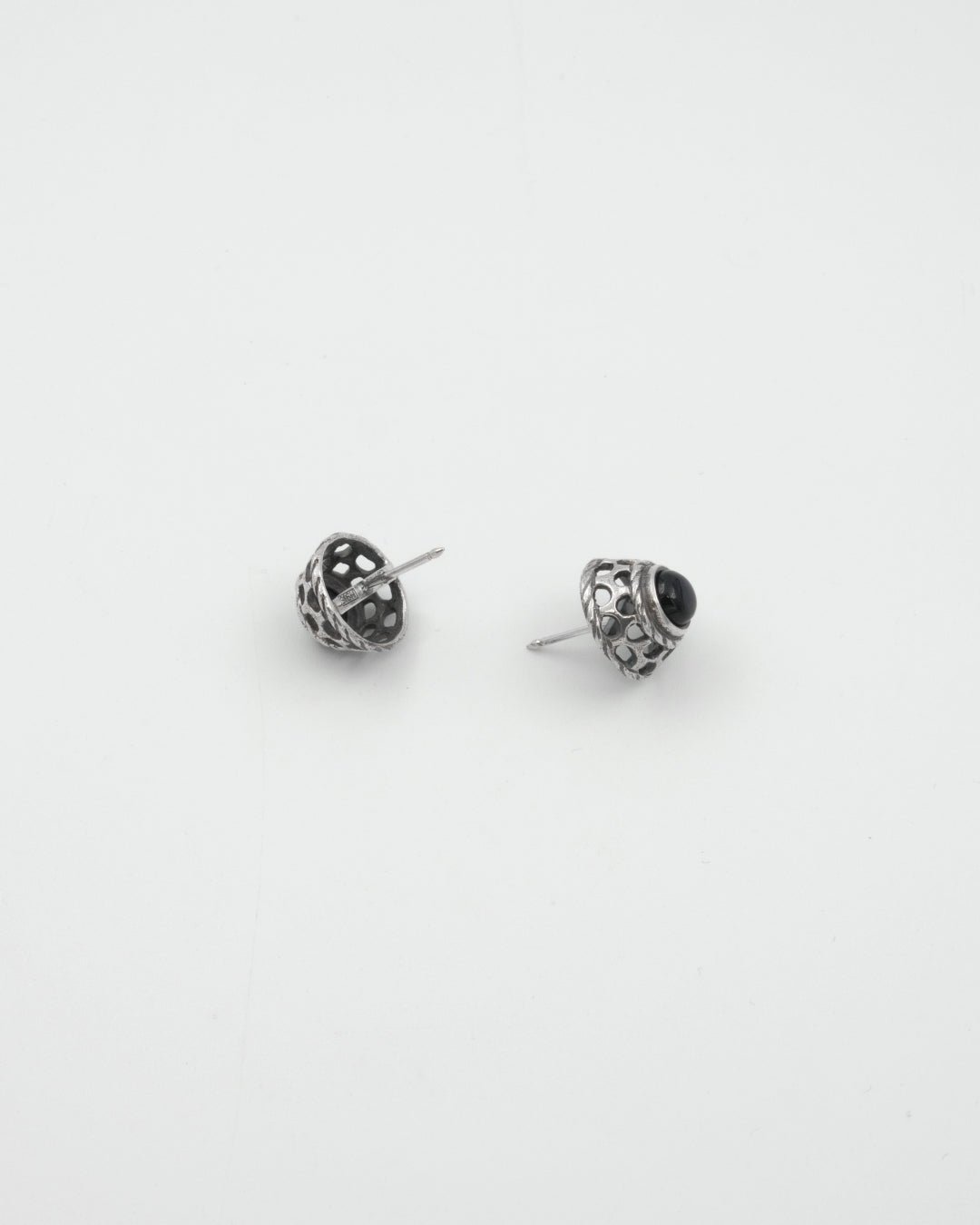 Kept Uskela earrings silver spectrolite