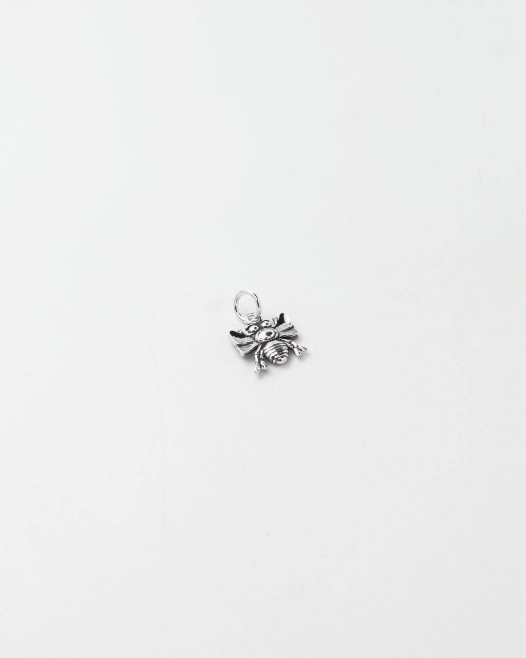 Kept Made in Helsinki Fauna Wasp-hela silver