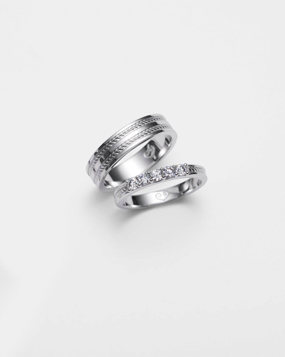 Ikiaikainen-sormus 5x0,06ct valkokulta