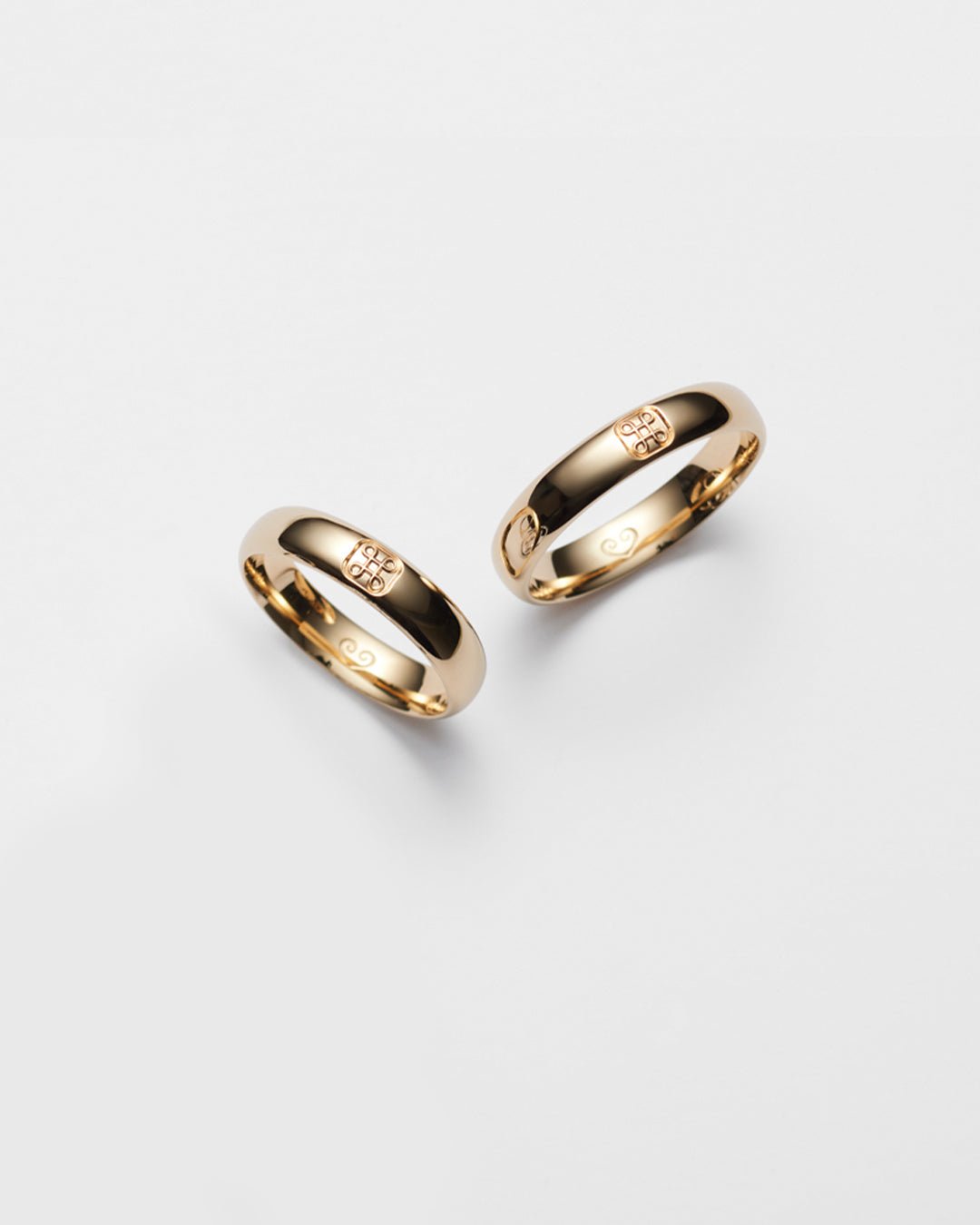 Heraldic Ring gold