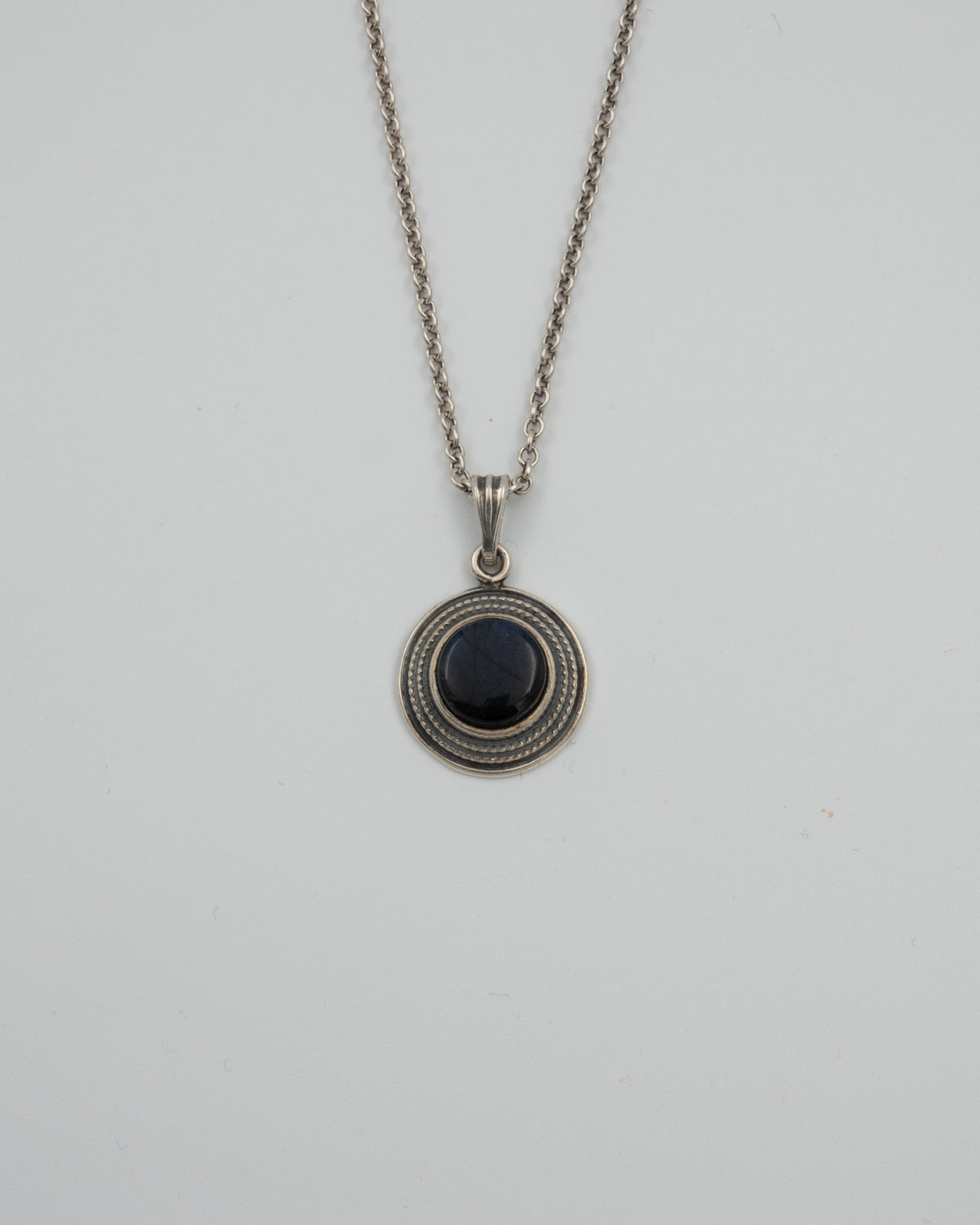 Held pendant 60 cm silver spectrolite