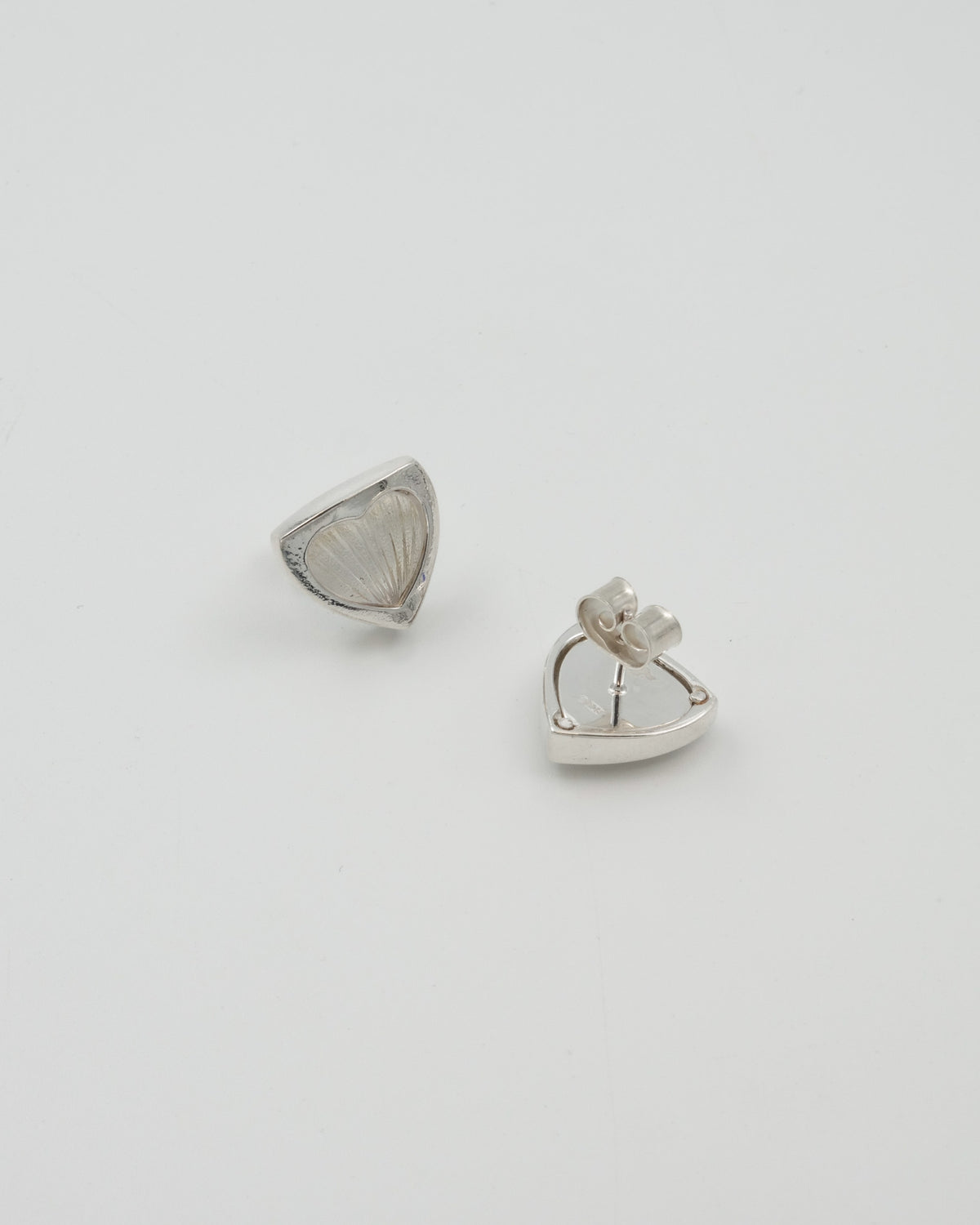 Held Love earrings pin silver clear