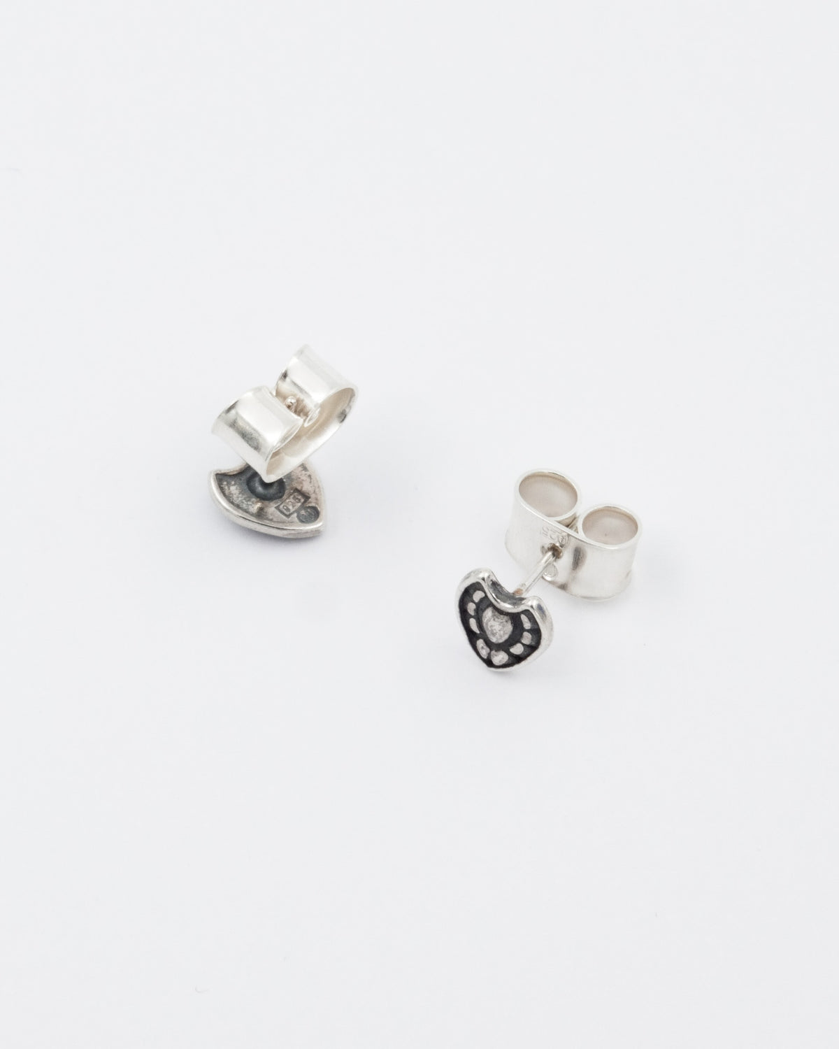 Kept Helinä stud earrings silver