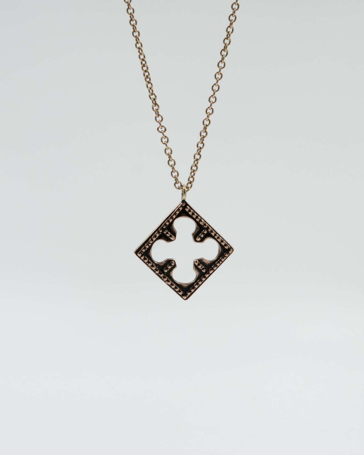 Kept Luistar's viikkinkihela pendant square bronze