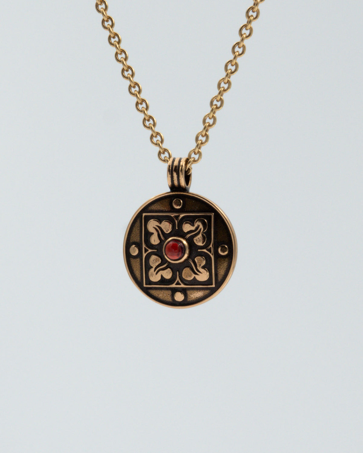 Held Sancta Birgitta pendant 45 cm bronze garnet