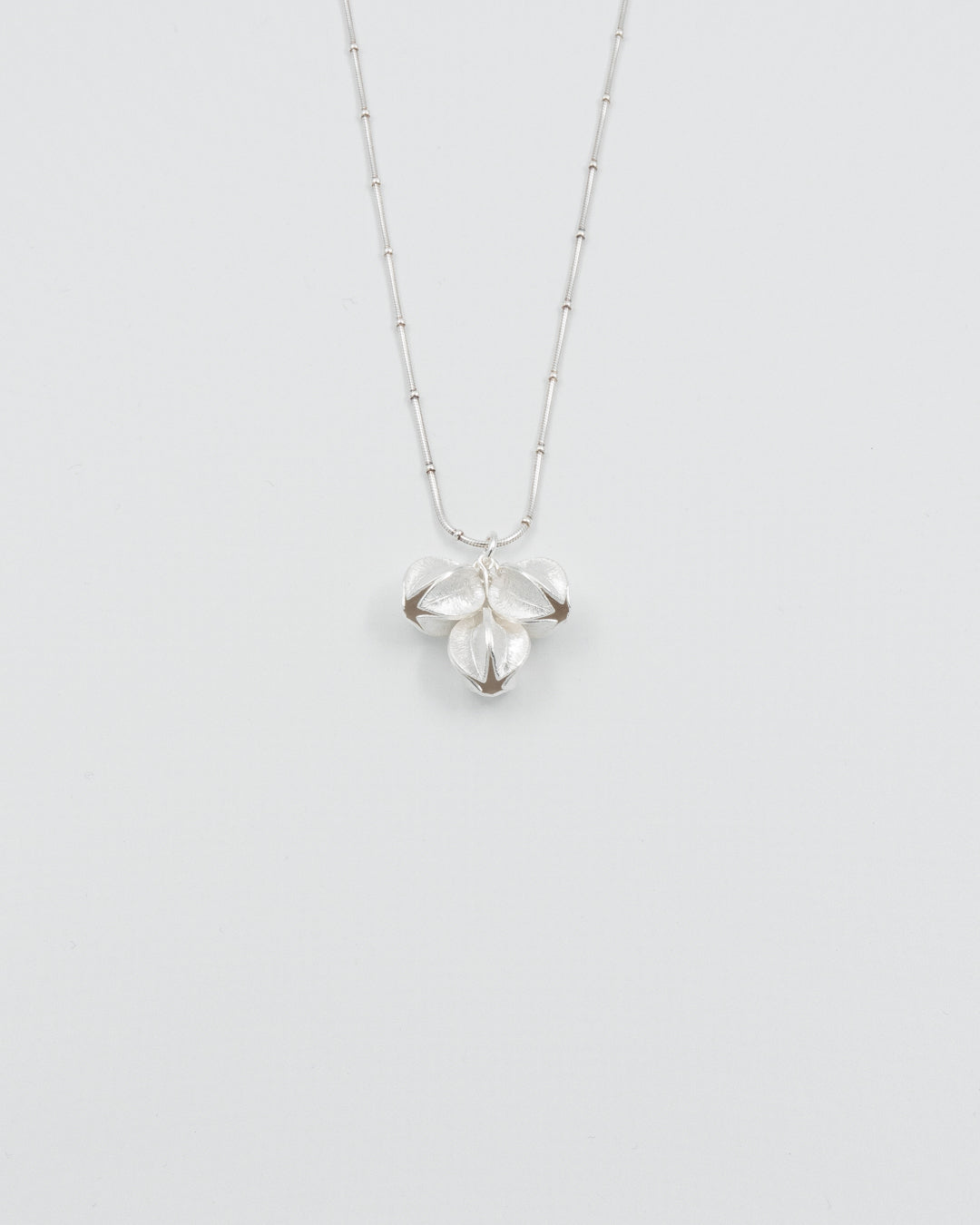 Held Snowflake pendant 3-flower silver 42 cm