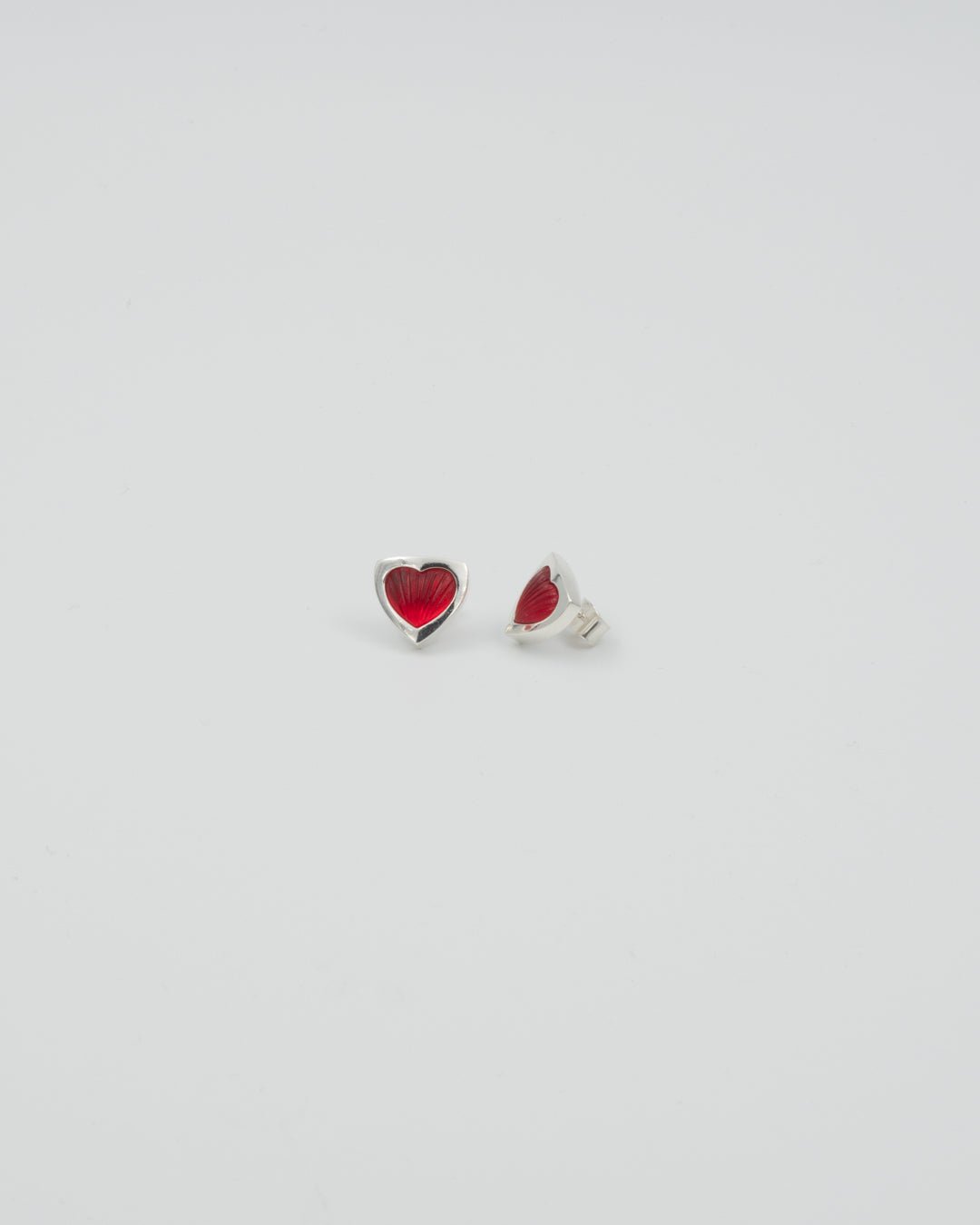 Held Love earrings pin silver red